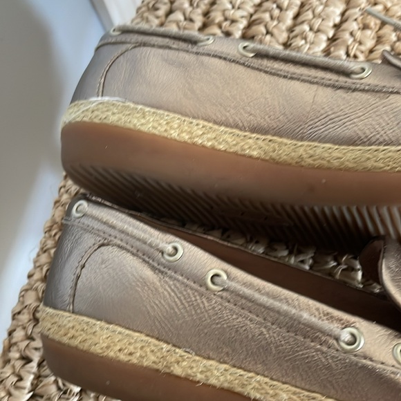 Clark’s gold dock shoe - Picture 4 of 5